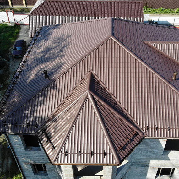 Монтаж сложной крыши и кровли в Певеке и Чукотском автономном округе